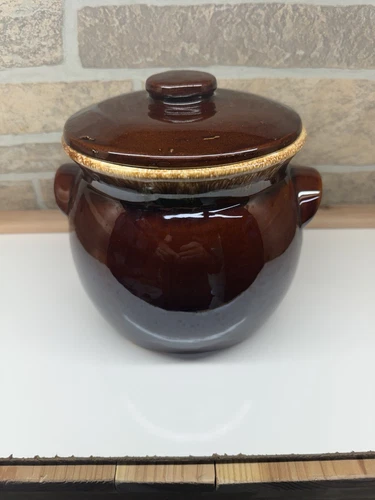Hull Brown Drip Vintage Bean Pot With Lid Handles Quart Pottery Oven Proof USA