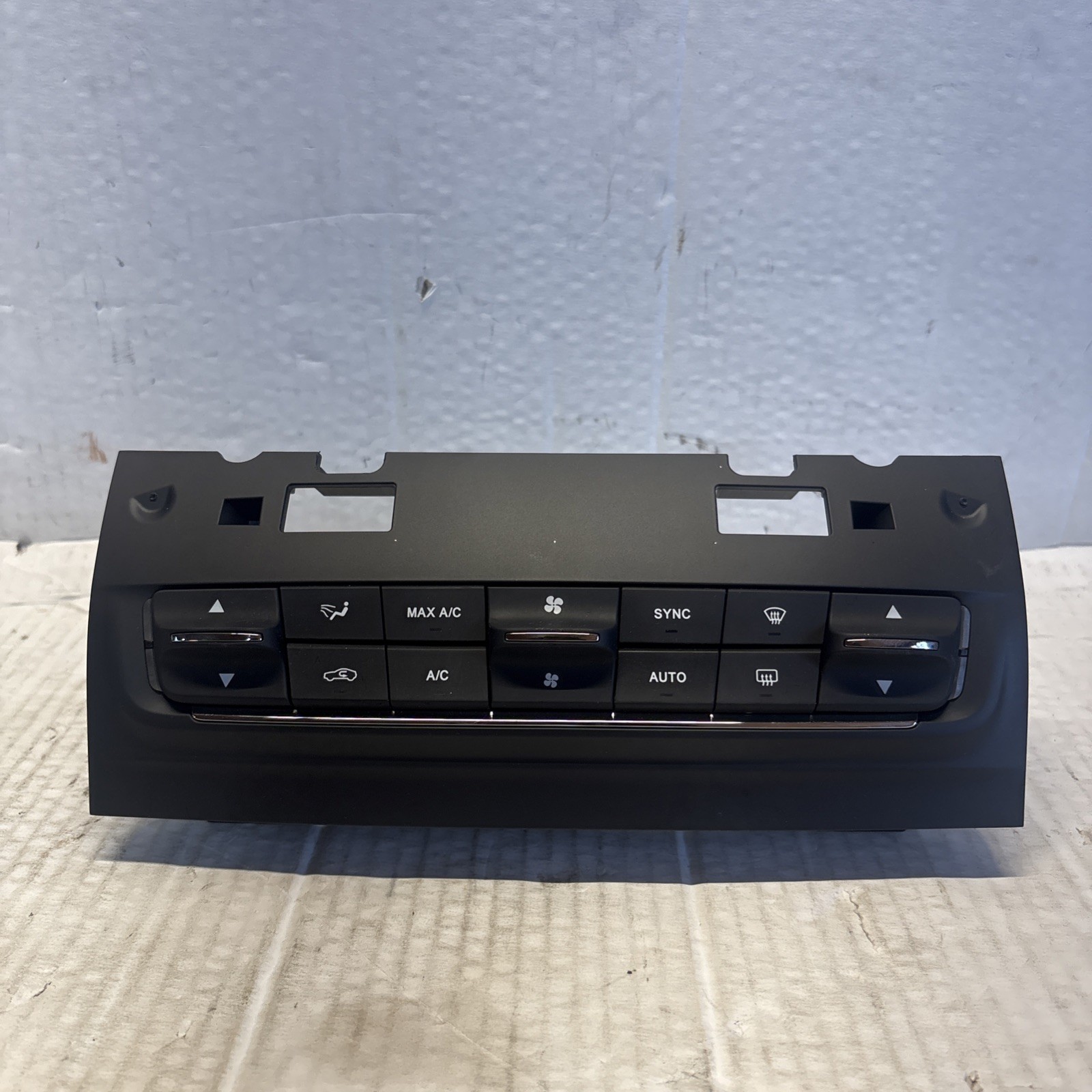 14-20 Maserati Ghibli Center HVAC Heater AC A/C Climate Control Switch Panel OEM