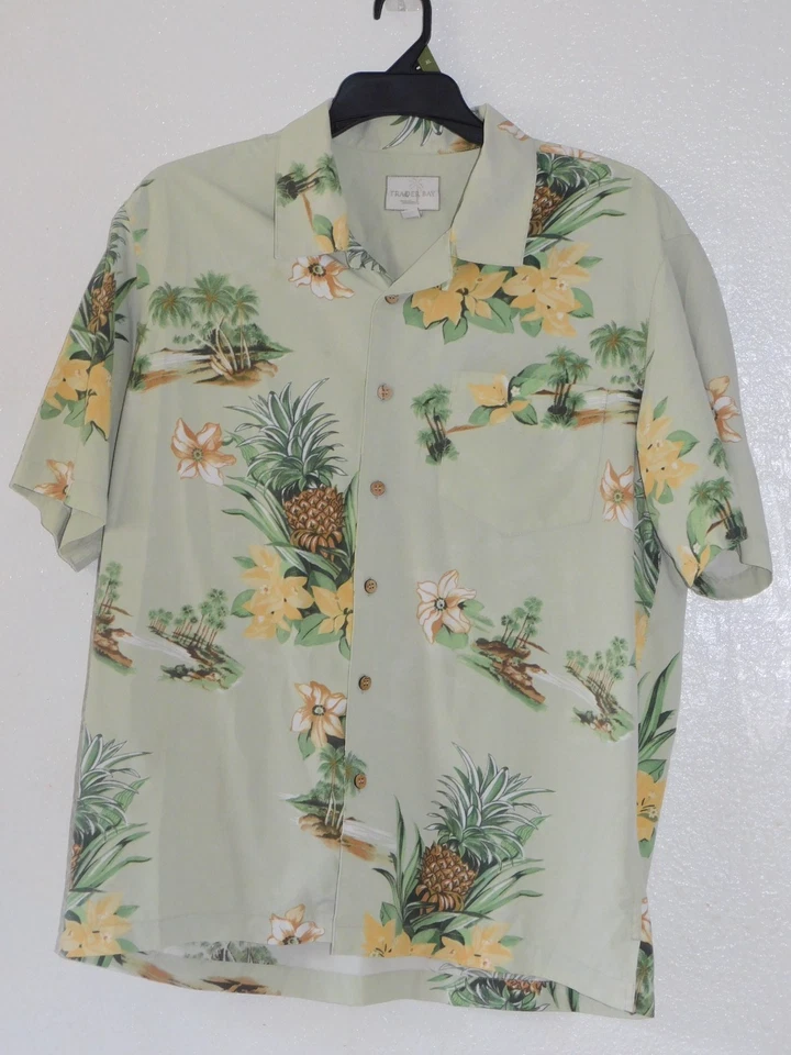 Mens Button Down Shirt Large Green Short Sleeve Trader Bay Tropical Pineapple - Image 2 of 4