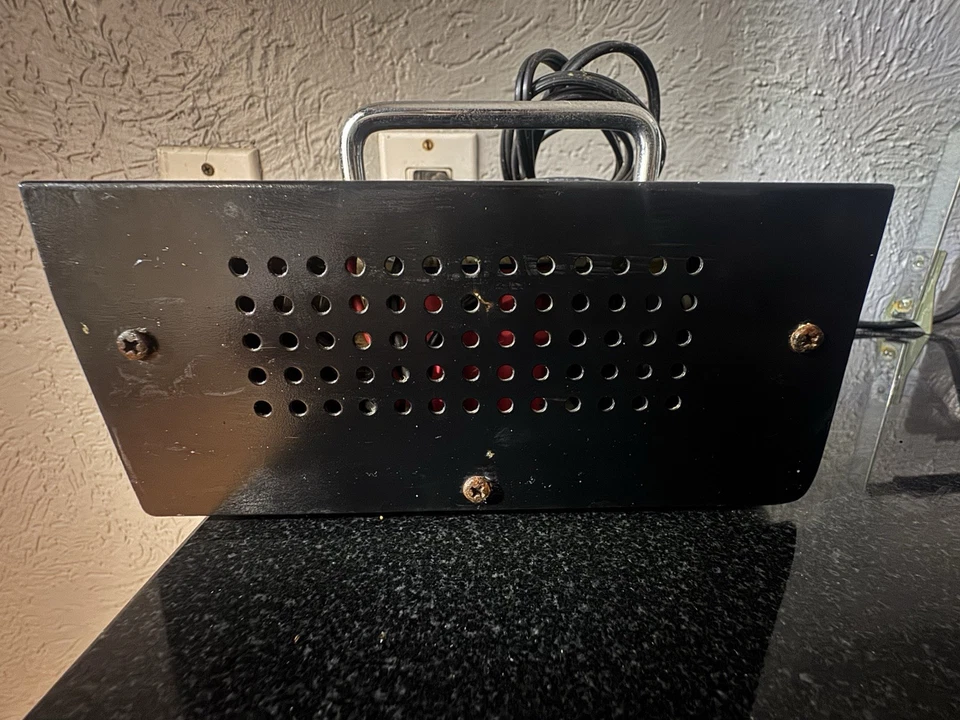 Pyramid PS-8KX Regulated Power Supply 13.8V 6A/8A Surge Broadcast-CB Radio- Ham - Image 4 of 4