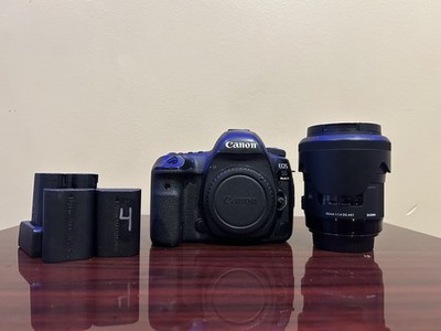 Canon 5D Mark IV With Sigma 35mm 1.4 Art + 4 Batteries