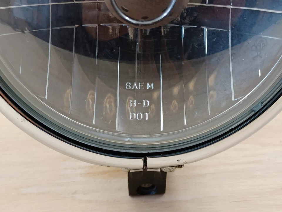 ♻️D♻️ Harley Softail 2008 FLSTSB huesos cruzados faros luz lámpara 5-3/4 682 Foto 4 de 4