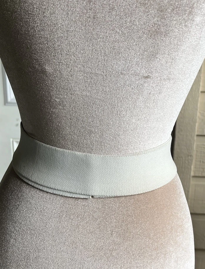 Cinturón Vintage Mariposa Declaración Crema Elástico Dorado Esmalte Cincha Fairycore Foto 4 de 4