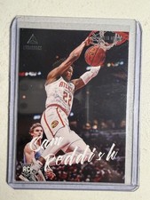 2019-20 Panini Chronicles - Luminance Cam Reddish #147 Red /149 (RC)