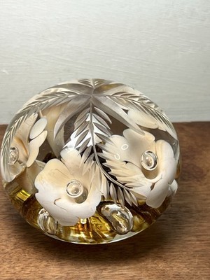 Vtg How Rice 94 St.Clair Family Art Glass Paperweight Hand Etched Floral Brown