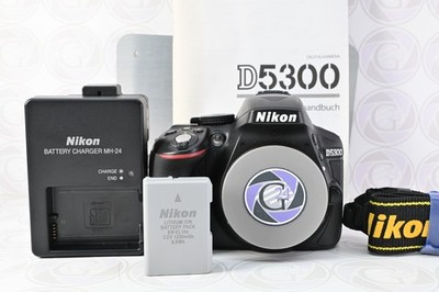 Nikon D5300 digitale SLR - nur 336 Klicks - GT24 HoShi - 12 Monate Gewähr