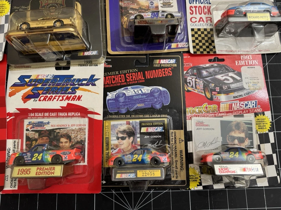 (22) Racing Champions Nascar Stock Car 1992 - 1996 1/64 Die Cast lot - Image 2 of 4