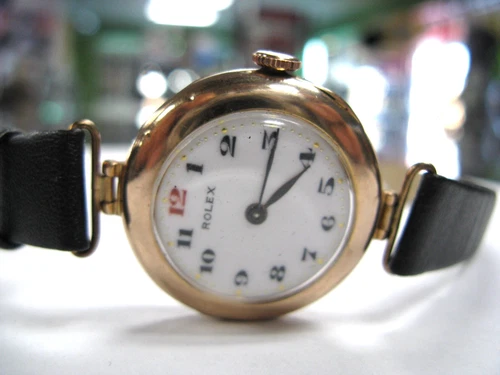 Vintage Rolex 9C Rose Gold 28mm Hand-Wining Women's Watch