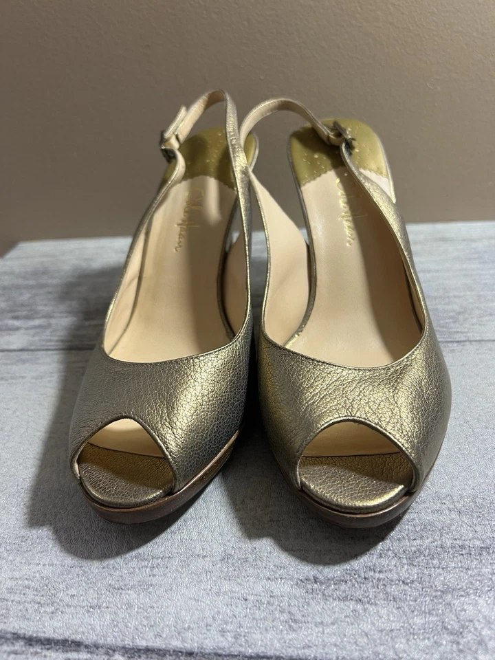 COLE HAAN Talla 9B Cepillo Dorado Tacones Eslinga Zapatos Bomba Punta abierta Foto 3 de 4