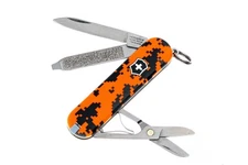 Victorinox Swiss Army Knife Classic SD Blaze Orange Digital Camo DLT  Exclusive