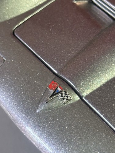 Ultra Rare 1:18 1963 Chevrolet Corvette C2 GRAND SPORT Imola Ice Silver - EXOTO - Picture 18 of 23