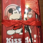 ( New ) - Disney Mickey & Minnie Mouse Journal with Pen Kiss Me!