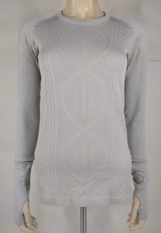 lululemon textured long sleeve athletic thumb holes shirt