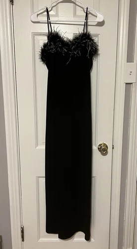 Vintage Alex Evenings Black Velvet Ostrich Feathers Formal Gown Maxi Dress 12