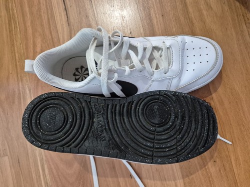 Nike Low Rise White / Black Shoes Size EUR 40 US 7Y – 25cm - Picture 5 of 9