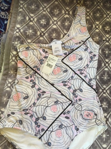 CHANEL 12P VINTAGE NEW TAGS ECRU MULTICOLOR CC LOGO One-piece Swimsuit FR40-38 - Picture 5 of 11