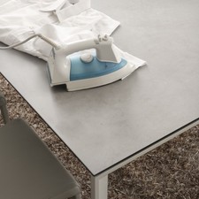 TAVOLO ALLUNGABILE PIANO IN VETRO/CERAMICA 5 COLORI BASE IN METALLO LACCATA *630