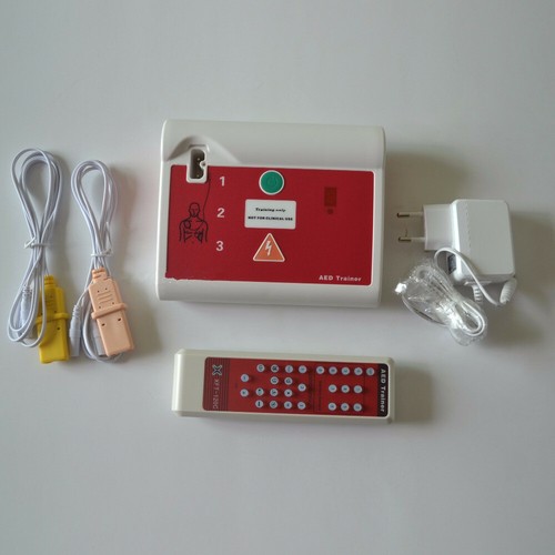 1pz XFT-120C AED Trainer Dispositivo per Pronto Soccorso CPR Training in Inglese e Tedesco - Foto 5 di 7