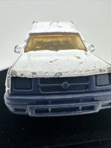 Matchbox Nissan Xterra White SUV w/SB Wheels 2000-3 In …29 - Picture 16 of 23