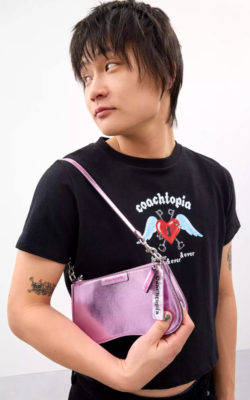 🩷Coach Small Wavy Shoulder Bag - CU873 Metallic Pink