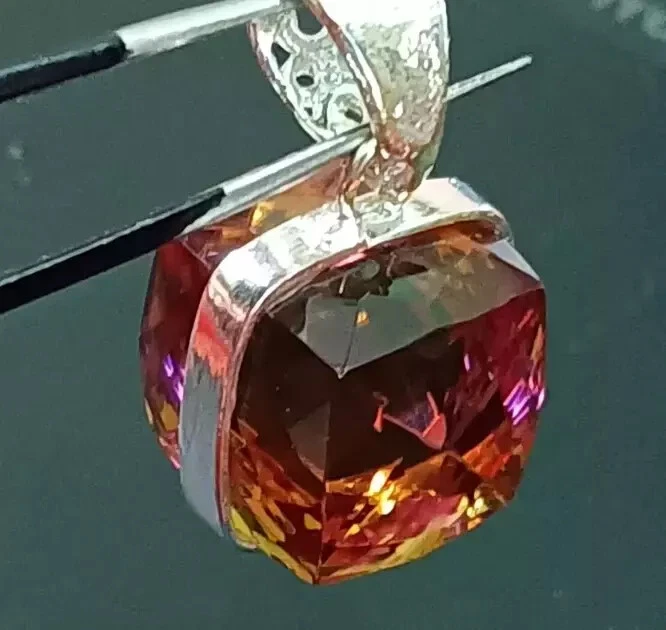 Natural Alexandrite Color Change AG Gemstone 50 Ct+ 925 Solid Silver Pendant - Image 4 of 4