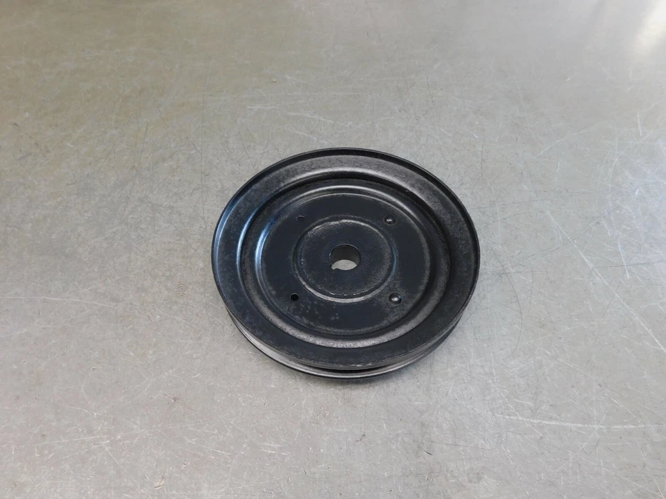 Polea de bomba de dirección asistida genuina BMW 733i 735i 750iL 2800 3.0CS E23 12745693  Foto 2 de 4