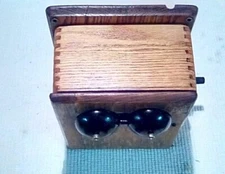 BEAUTIFUL Vintage  TELEPHONE. Automatic Electric Co. Solid OAK case!  Telephone