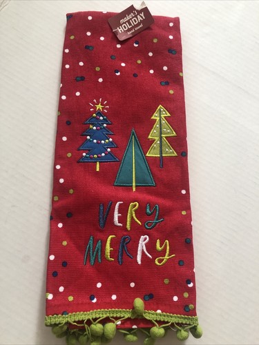 Makers Holiday Hand Towels Christmas Tree Red New 1 Kitchen Dish Towels