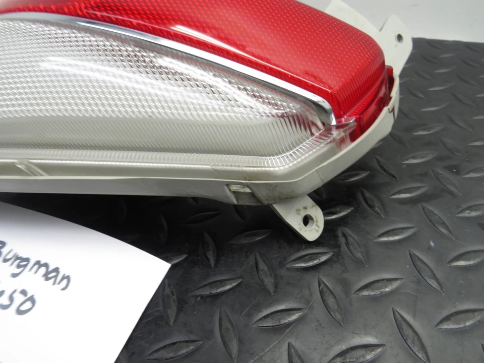 06-09 铃木 BURGMAN 650 AN650 ADVENTURE 原始设备制造商前塑料腿盖鼻烤架 — 第 3/4 张图片