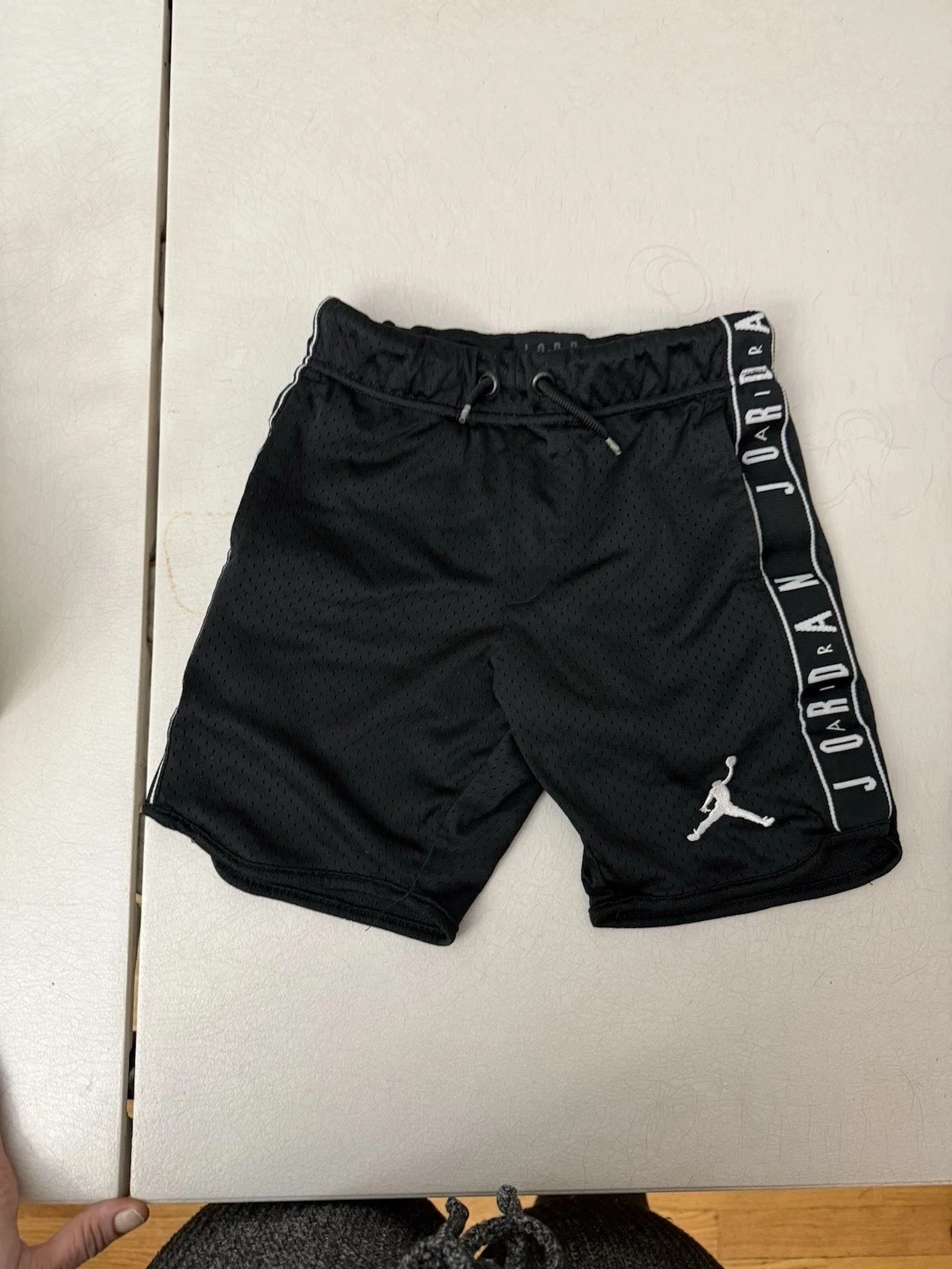 Pantaloncini da basket Air Jordan XI 11 Jumpan neri bambino taglia XS 4T