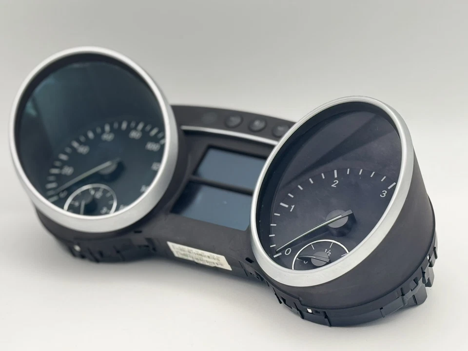 Cuadro velocímetro instrumento diésel Mercedes W164 ML350 GL350 07-10 OEM 130K Foto 2 de 4