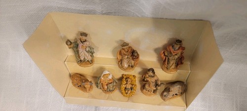 NEW Italian Mini Nativity Set Eight Pieces In Box Religion Christmas Baby Jesus - Picture 6 of 9