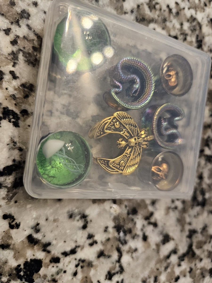 lot of 4 pairs of 14mm gauge ear plugs and tunnels View 3