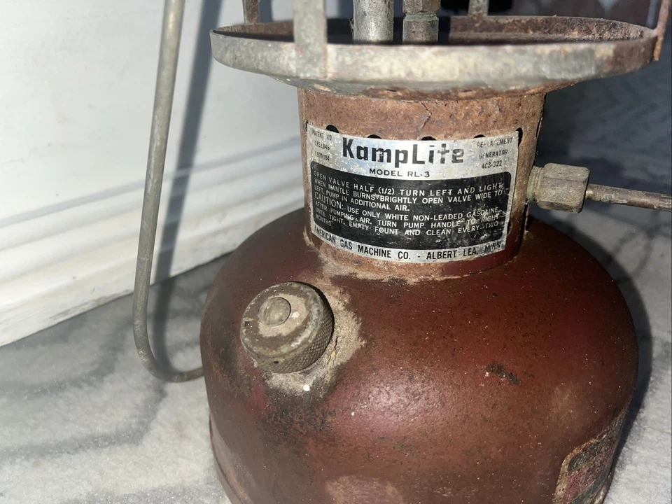 Linterna AGM KampLite Modelo Vintage RL-3. Sin globo terráqueo. Linterna No Coleman Foto 2 de 4