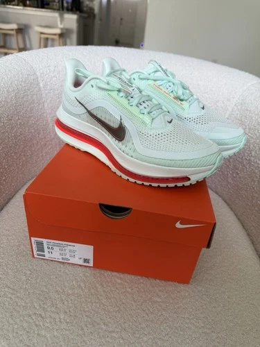 Nike Pegasus Premium Barely Green Mint Size 9.5