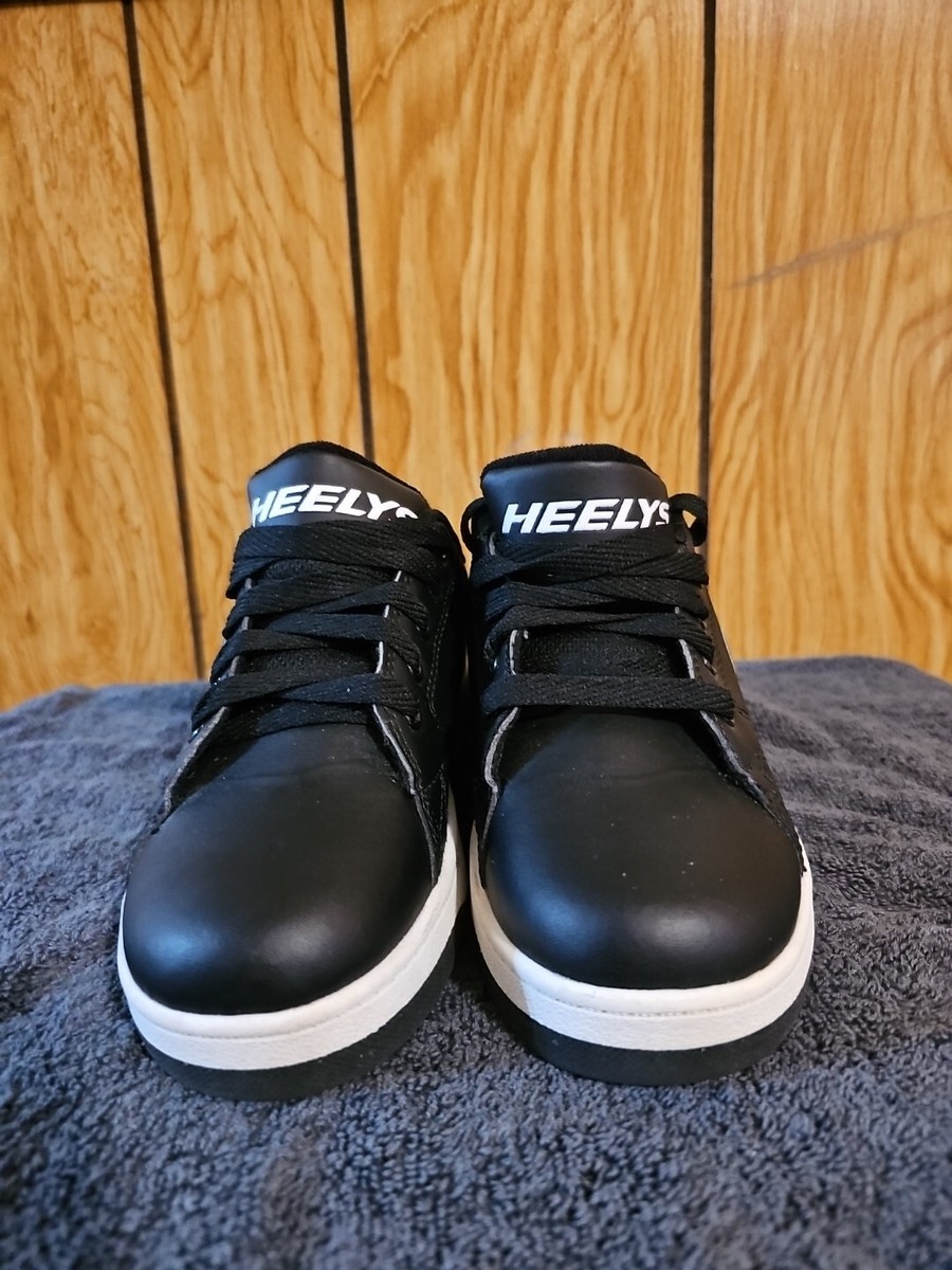 Heelys Worldwide Heelying Heelys Black White Leather Low Skate