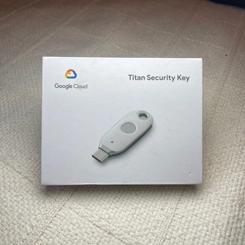 Google USB-C / NFC Titan Security Key (K40T)