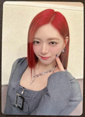 ITZY YUNA Japan 3rd Single 