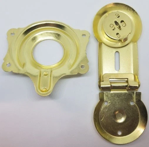 Polished Brass Trunk Lock with Keys chest steamer antique vintage rustic gold - Image 4 of 4