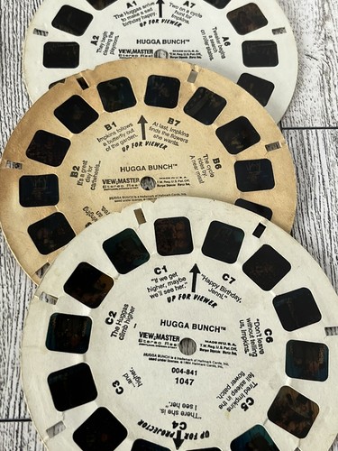 VINTAGE SAWYER VIEW-Master WITH 62 Reels Bakelite Library Case Cartoons TV Shows - Picture 9 of 20