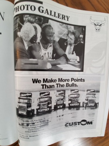 1992-93 BULLPEN Chicago Bulls Official Game Program MICHAEL JORDAN ~ Back 2 Back - Picture 11 of 12