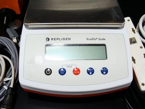 Spectrum Labs Repligen KrosFlo KR2i TFF System W/ Konduit Base & Pumps, Cables + - Picture 2 of 17