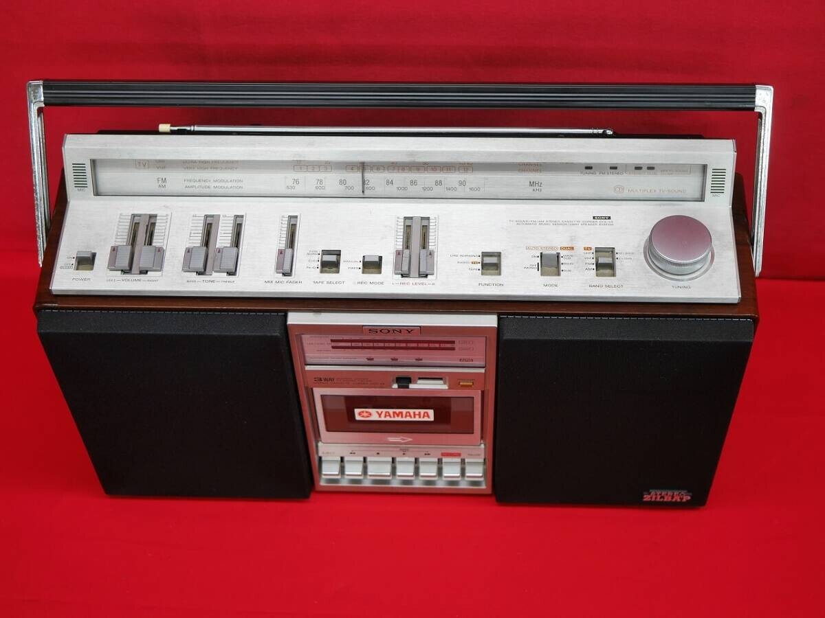 SONY CFS-V8 STEREO ZILBA'P FM/AM Radio Cassette Recorder SONY CFS-V8 STEREO ZILBA'P FM/AM Radio Cassette Recorder