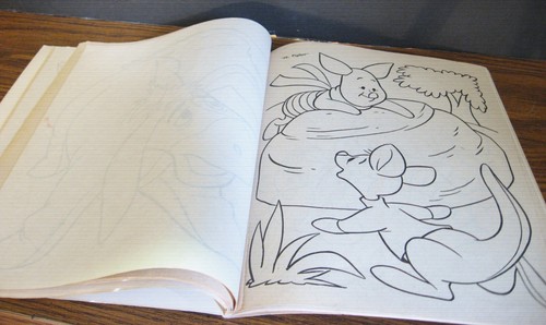 Trace and Color Winnie the Pooh - Disney Coloring Book - Whitman - 1973 Vintage - Picture 7 of 7