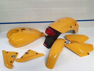 Daelim VT 125 Evolution Tank Kotflügel Verkleidung