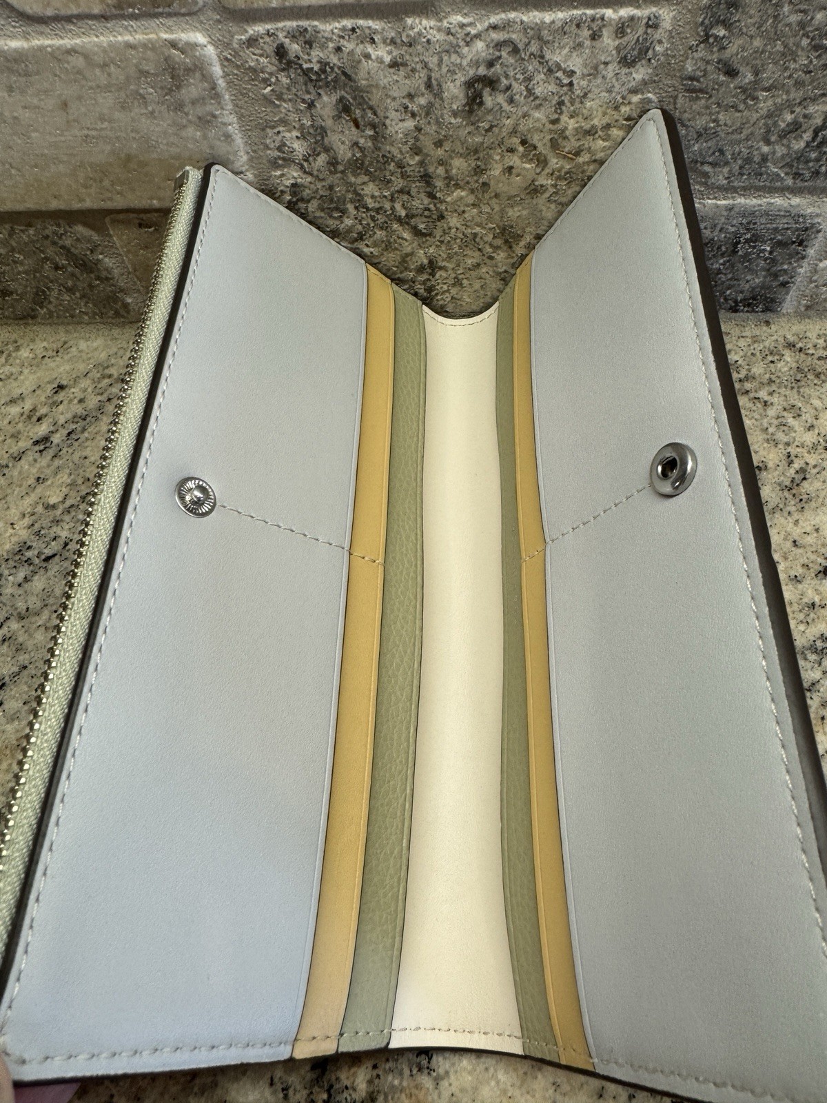 TORY BURCH ROBINSON COLORBLOCK PATCHWORK SLIM WAL… - image 4