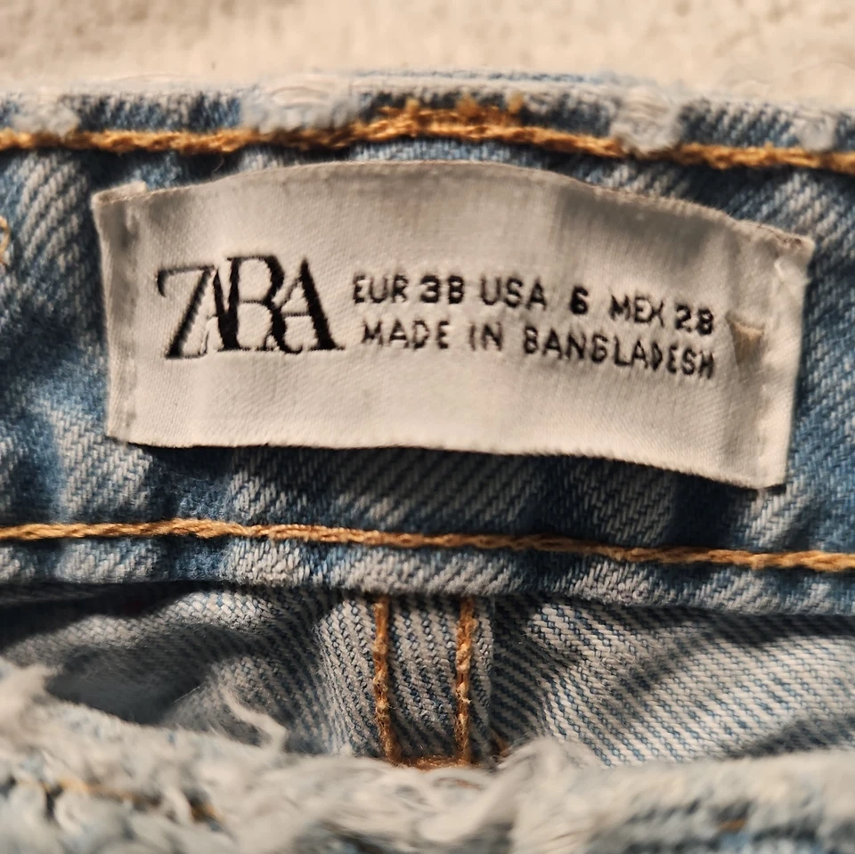 Pantalones Cortos Zara Para Mujer 6 Azul Envejecido Tiro Alto Denim HW Corto Dobladillo Crudo Verano Foto 4 de 4