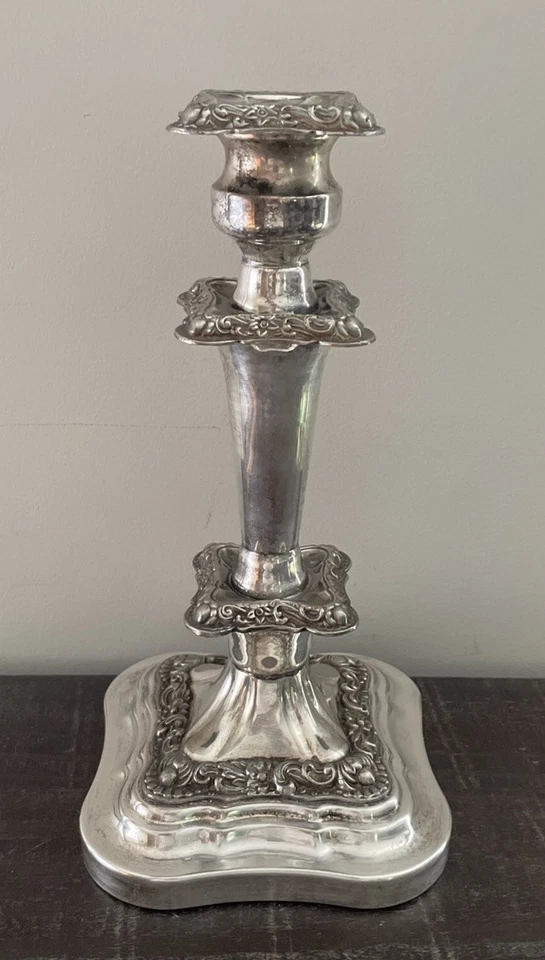 ЛАТУННЫЙ/ШЕФФИЛДСКИЙ ПОЗОЛОЧЕННЫЙ СЕРЕБРЯНЫЙ ПОДСВЕЧНИК С ПОМЕТКОЙ с КОРОНОЙ/МОНОГРАММОЙ - Изображение 2 из 4