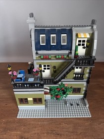 LEGO Creator Expert Parisian Restaurant 10243 Modular Buildings Set Minifigures