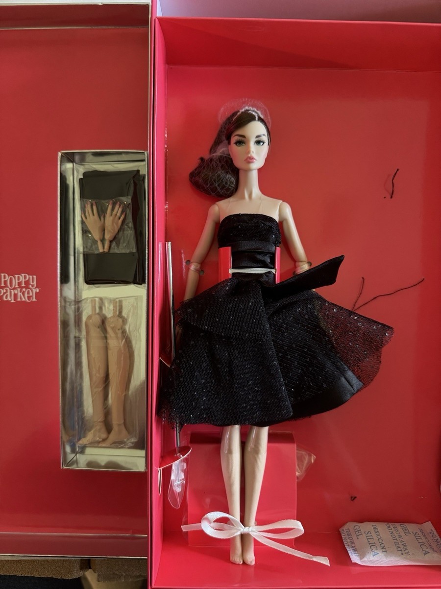 When in Paris（アウトフィット）Poppy Parker Integrity Toys Poppy Parker When in Paris Mini Gift set